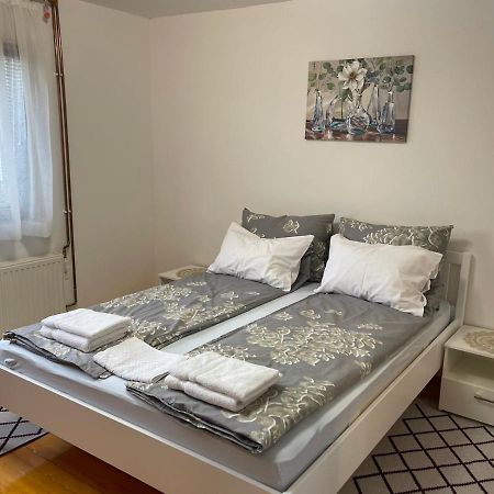 Studio Apartman Sedrenik SJJ Exteriér fotografie