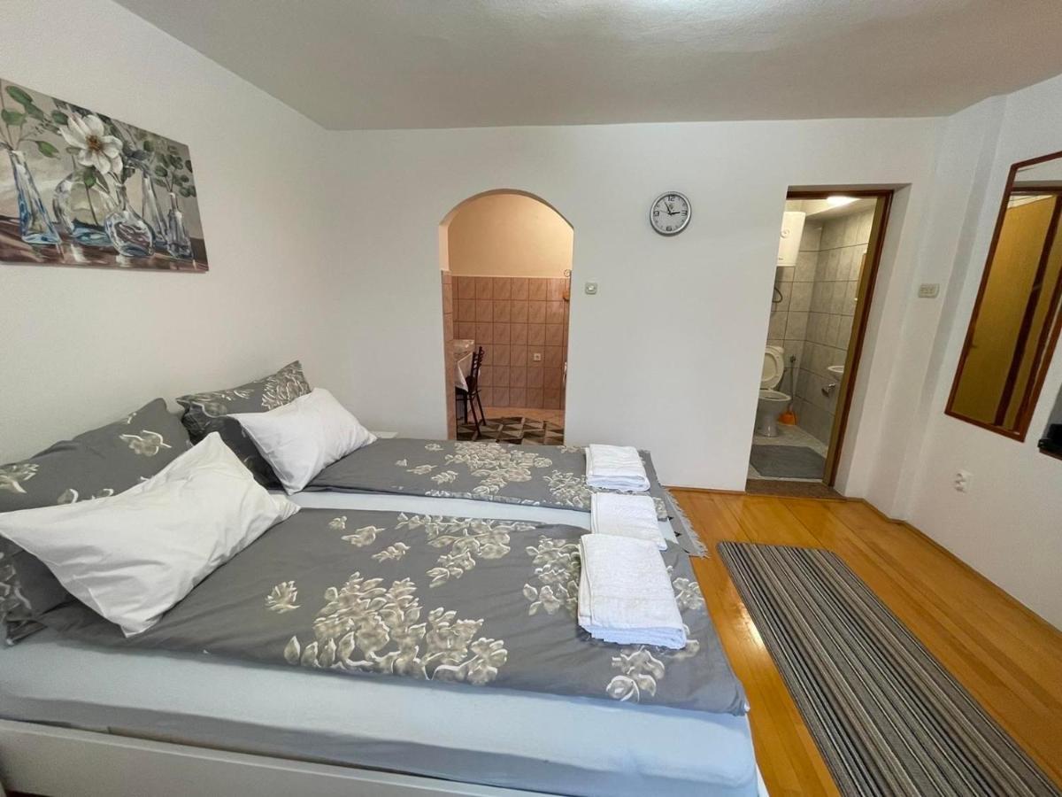Studio Apartman Sedrenik SJJ Exteriér fotografie
