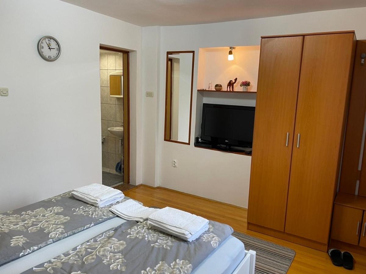 Studio Apartman Sedrenik SJJ Exteriér fotografie