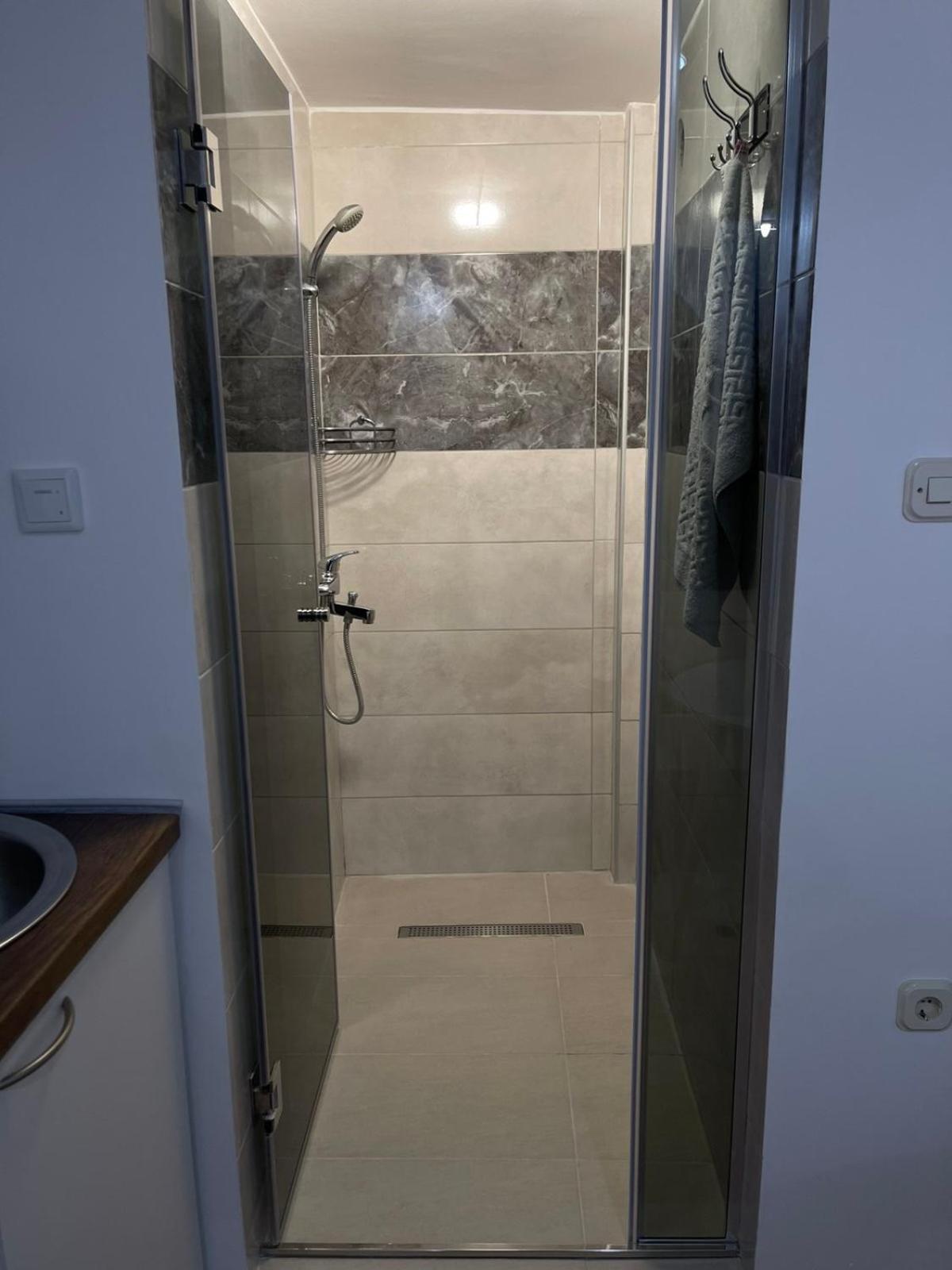 Studio Apartman Sedrenik SJJ Exteriér fotografie